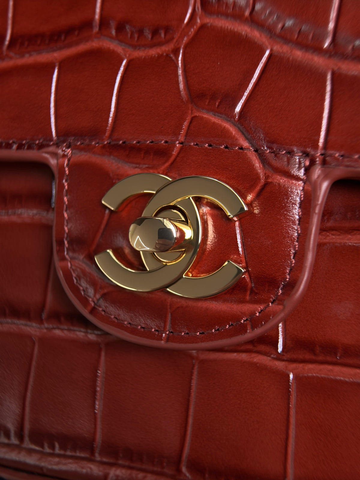 hanel Mini Flap Bag With Top Handle Crocodile-Embossed Calfskin Red – Pre-Owned Authentic