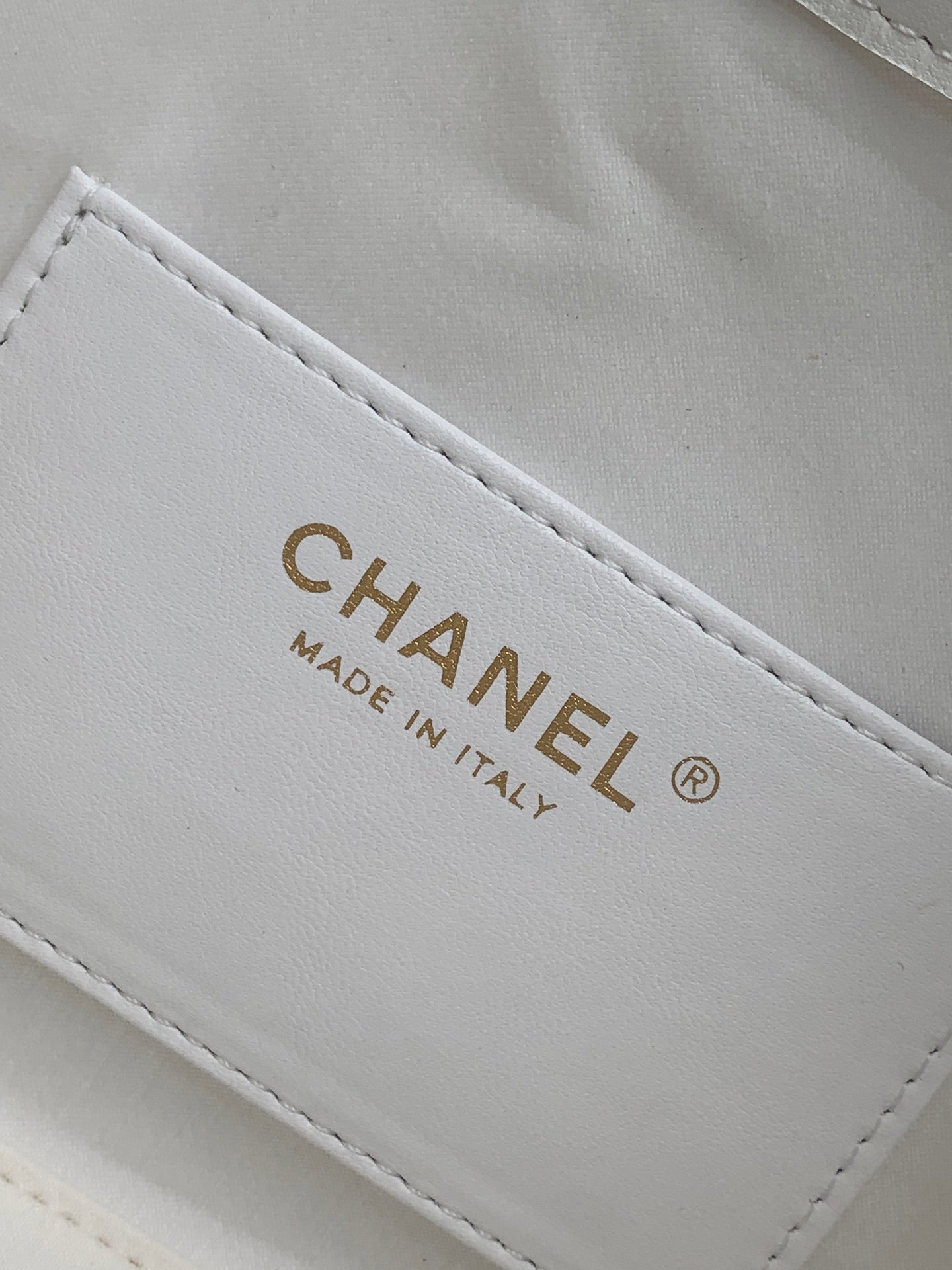 Chanel 25 Small Braided Raffia - Pre-Owned Authentic