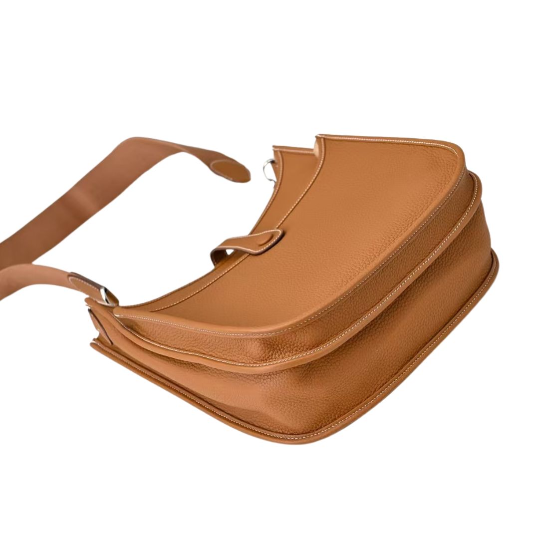 Pre-Owned Authentic Hermes Taurillon Clemence Evelyne III 29 PM Gold