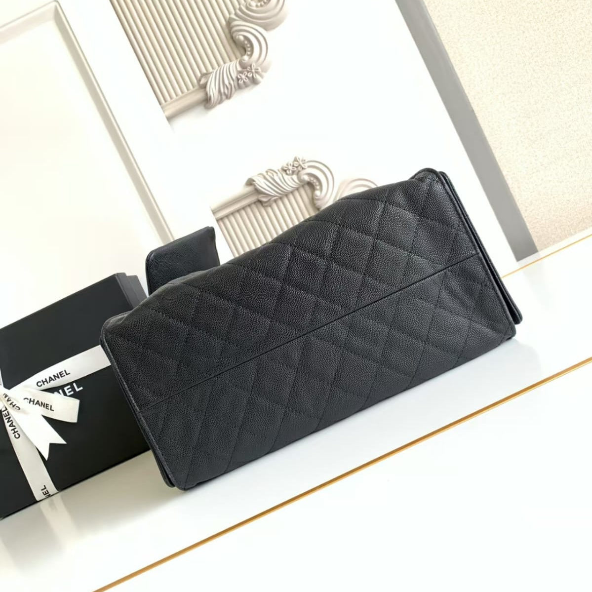 Chanel Medium Caviar Leather 25 Handbag Black Pre-Owned Authentic