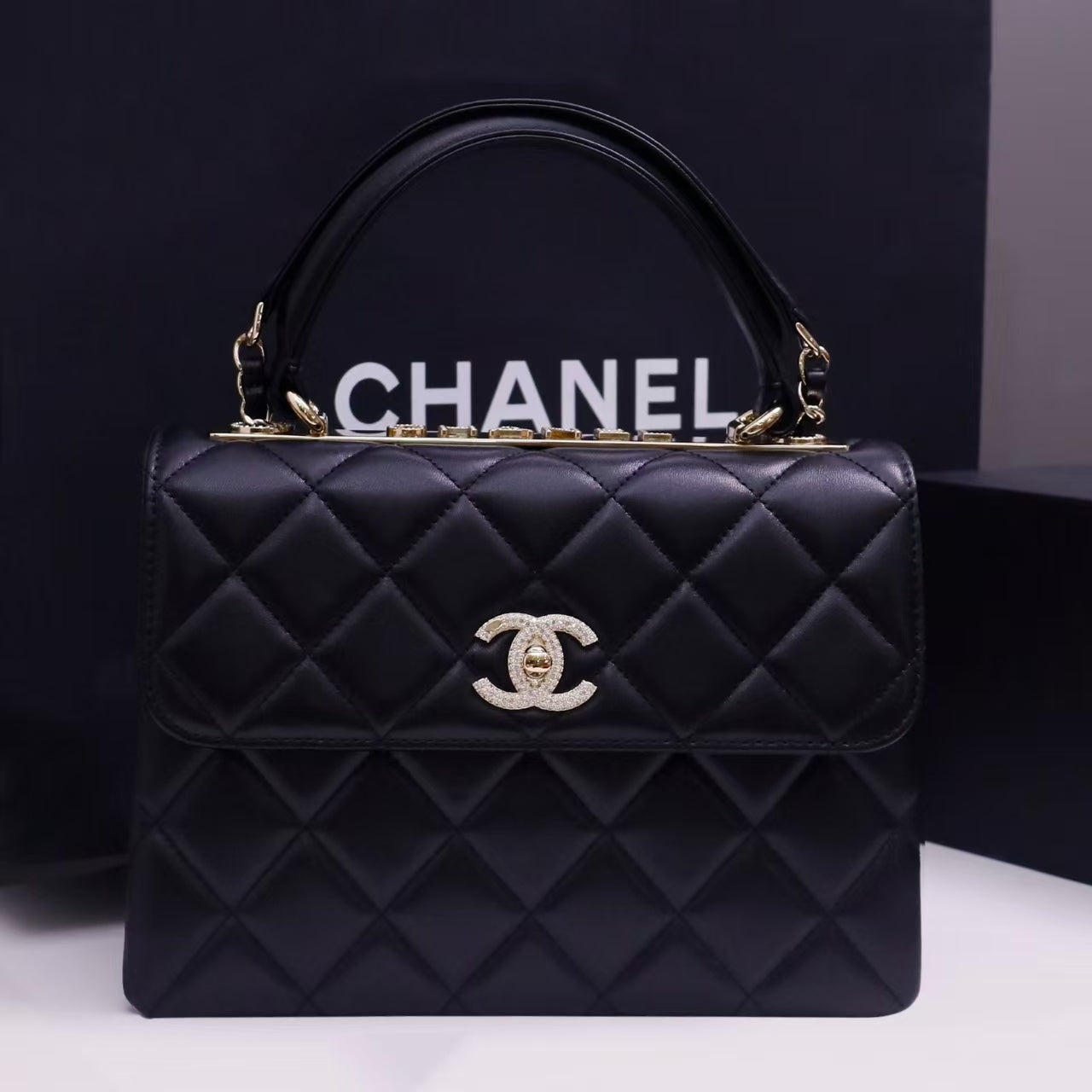 Pre-Owned Authentic 25cm Chanel Trendy Large Bag Black with Crystals