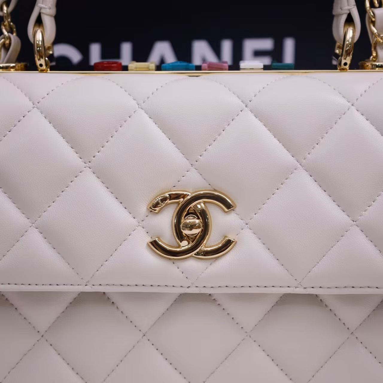 Pre-Owned Authentic Chanel Trendy Multi-Color