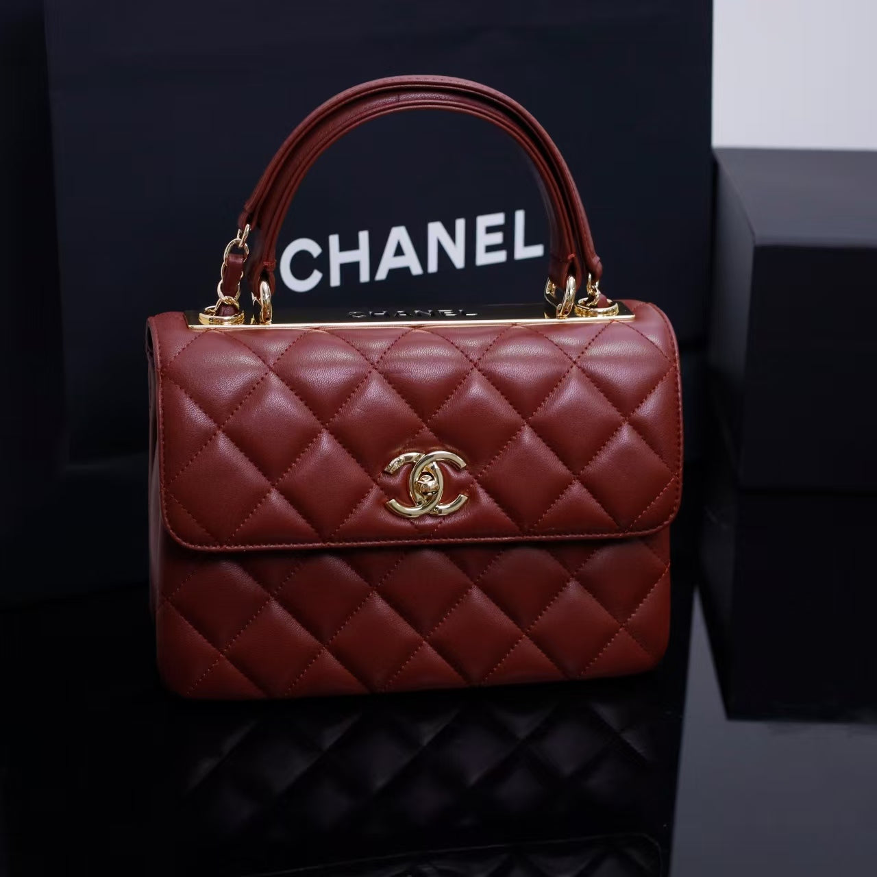 Pre-Owned Authentic 25cm Chanel Trendy Large Bag Red