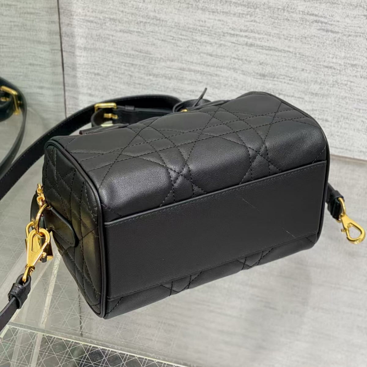 Dior Groove 20 Bag – Black Calfskin with Macrocannage Quilting Pre-Owned Authentic