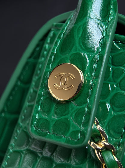 Chanel Mini Flap Bag With Top Handle Crocodile-Embossed Calfskin Green AS6424 – Pre-Owned Authentic