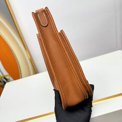 Hermes Evelyne  23  Taurillon Clemence Tan - Pre-Owned Authentic