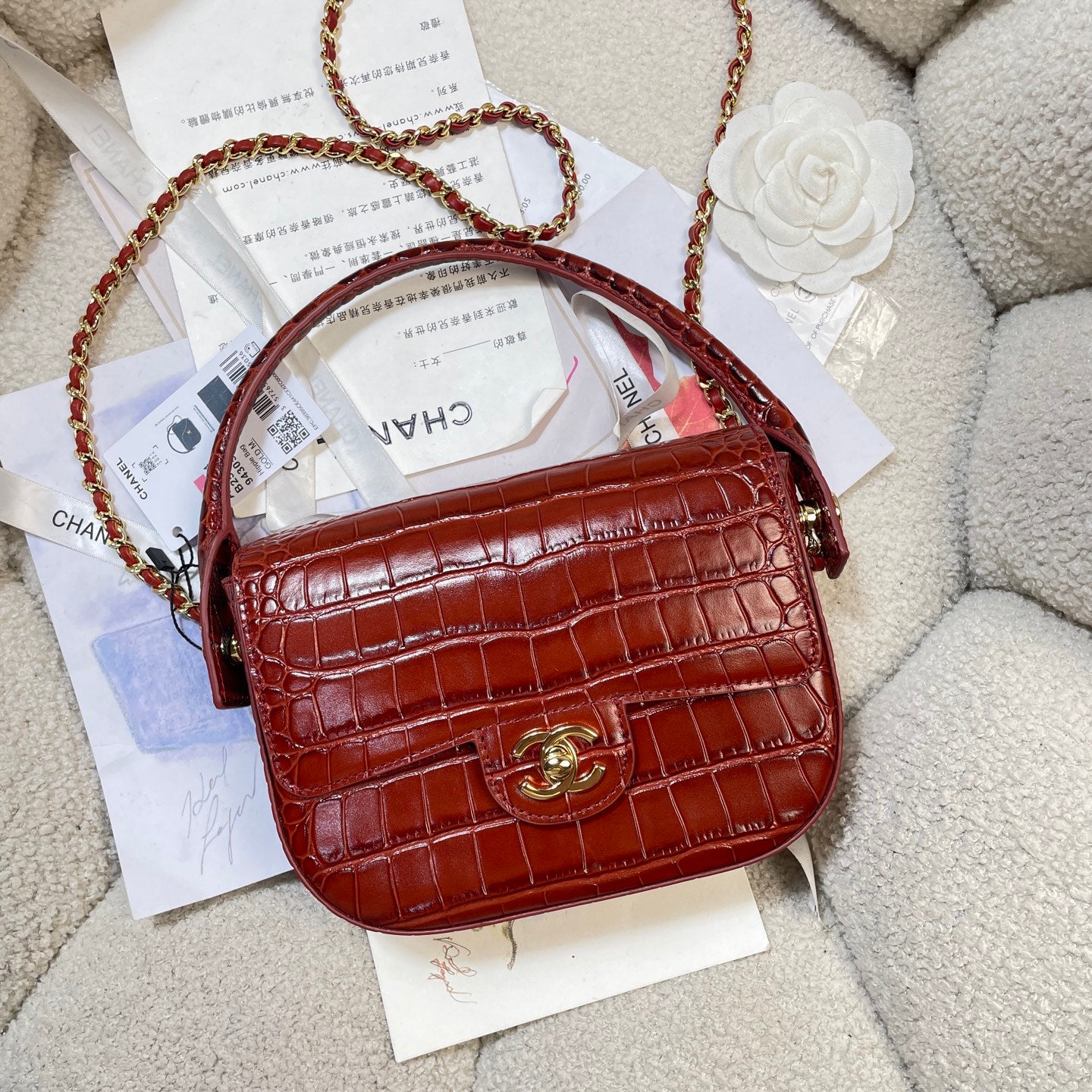 Chanel Mini Flap Bag With Top Handle Crocodile Leather in Red AS6424 - Pre-Owned Authentic