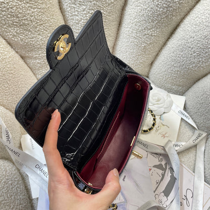 Chanel Mini Flap Bag With Top Handle Crocodile Leather in Black AS6424 - Pre-Owned Authentic