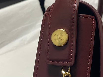 Chanel Mini Flap Bag With Top Handle Shiny Calfskin in Burgundy  AS6424 - Pre-Owned Authentic METIERS D'ART