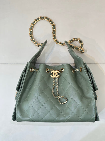 Pre-Owned Authentic Chanel 25 Small in Avocado Green