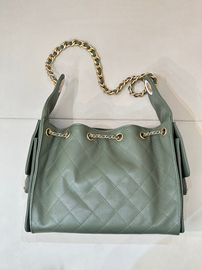 Pre-Owned Authentic Chanel 25 Small in Avocado Green