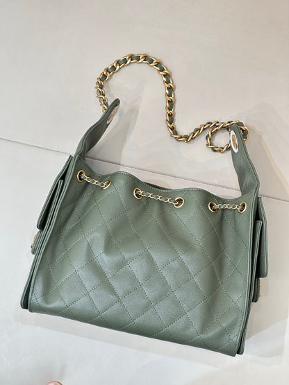 Pre-Owned Authentic Chanel 25 Small in Avocado Green