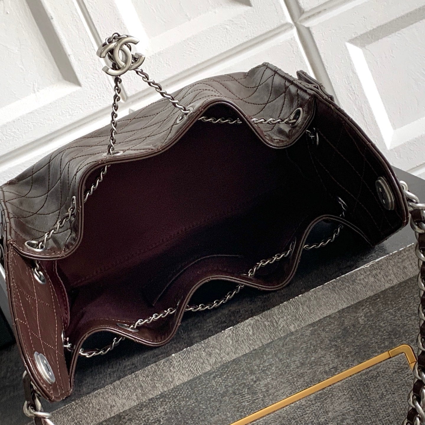 Chanel 25 Small Shiny Crumpled Calfskin in Coffee Brown - Pre-Owned Authentic