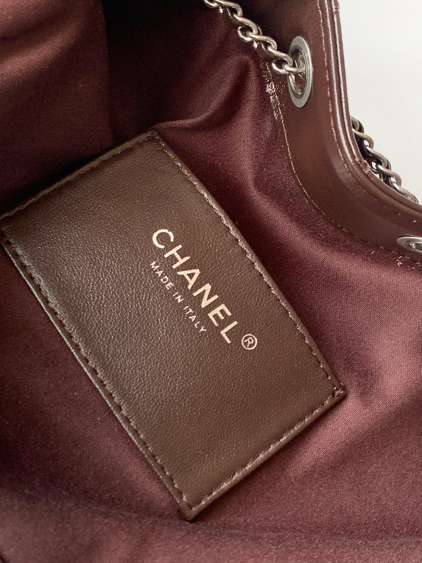 Chanel 25 Small Shiny Crumpled Calfskin in Coffee Brown - Pre-Owned Authentic