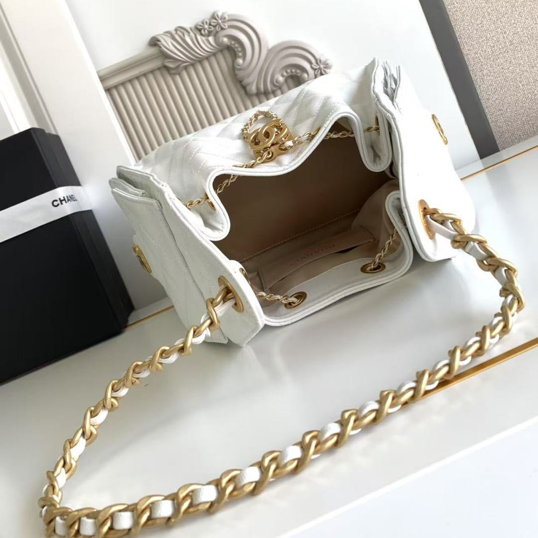 Chanel 25 Small in White - Pre-Owned Authentic