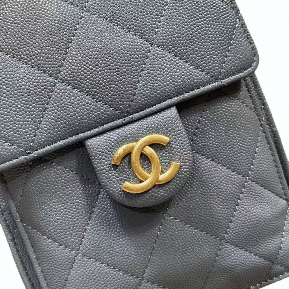 Pre-Owned Authentic Chanel 25 Small Light Blue Hobo AS5293