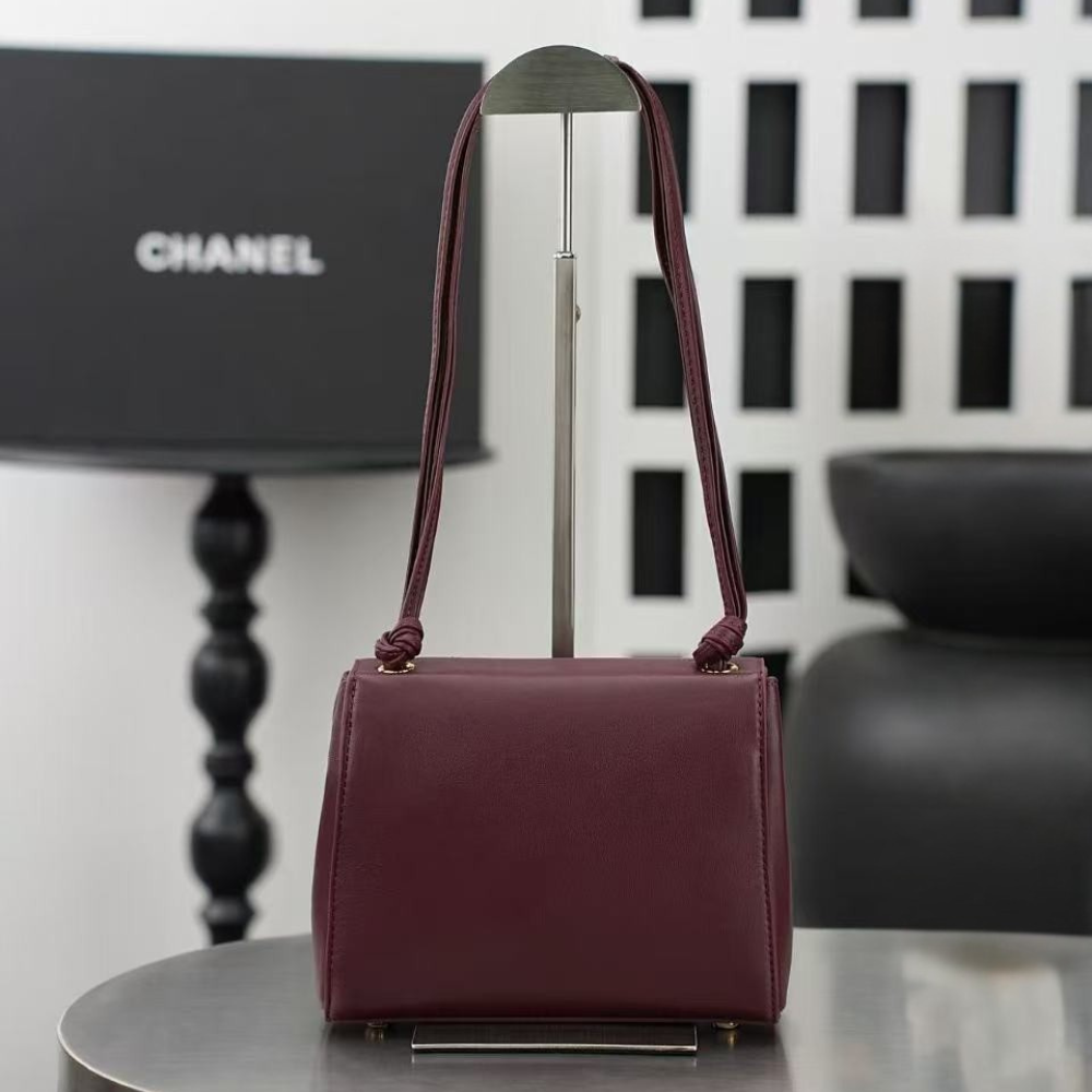 Chanel 26A Knotty Trapezoidal Envelope Bag in Burgundy 6223 - Pre-Owned Authentic