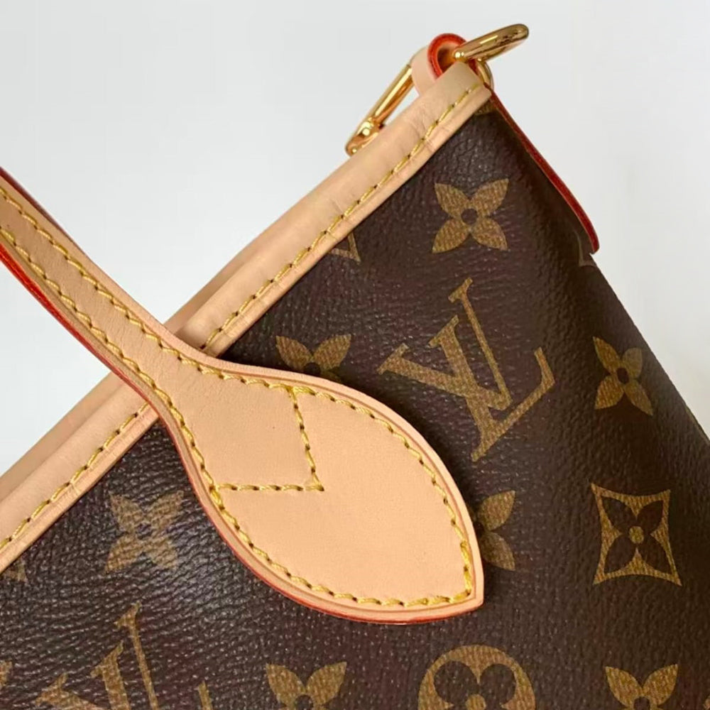 Pre-Owned Authentic Louis Vuitton Neverfull BB Apricot M46705