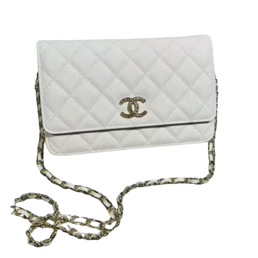 Pre-Owned Authentic Lambskin Quilted CC Pearl Crush Wallet on Chain WOC White