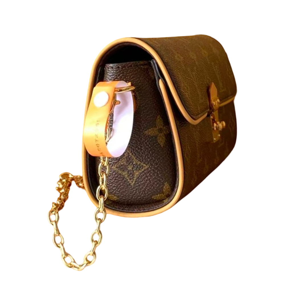 Pre-Owned Authentic Louis Vuitton Pochette Camille M13566