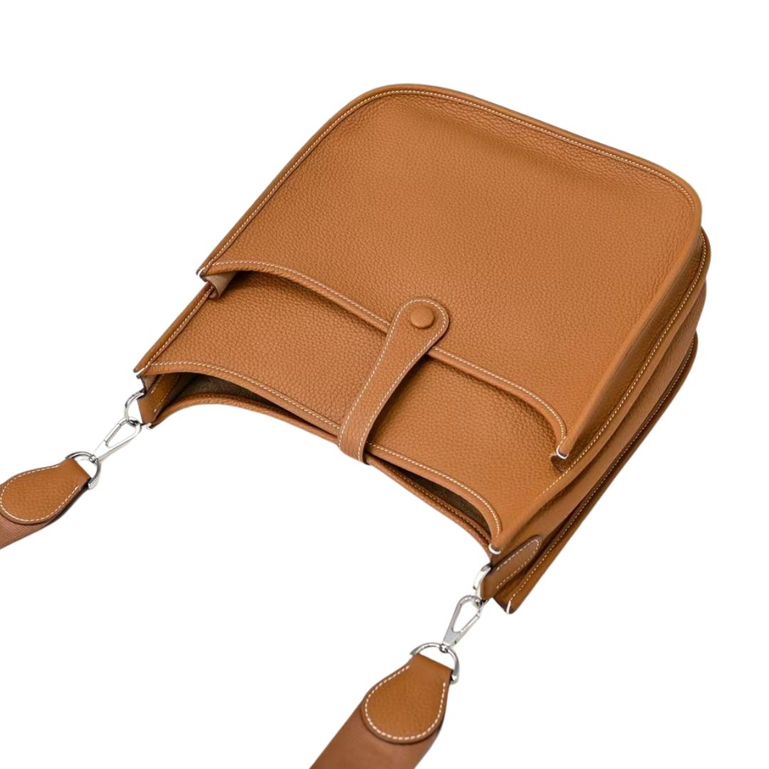 Pre-Owned Authentic Hermes Taurillon Clemence Evelyne III 29  PM Gold