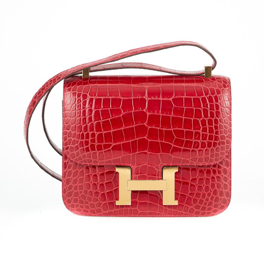 Hermès Constance 18 Red crocodile-embossed leather front view