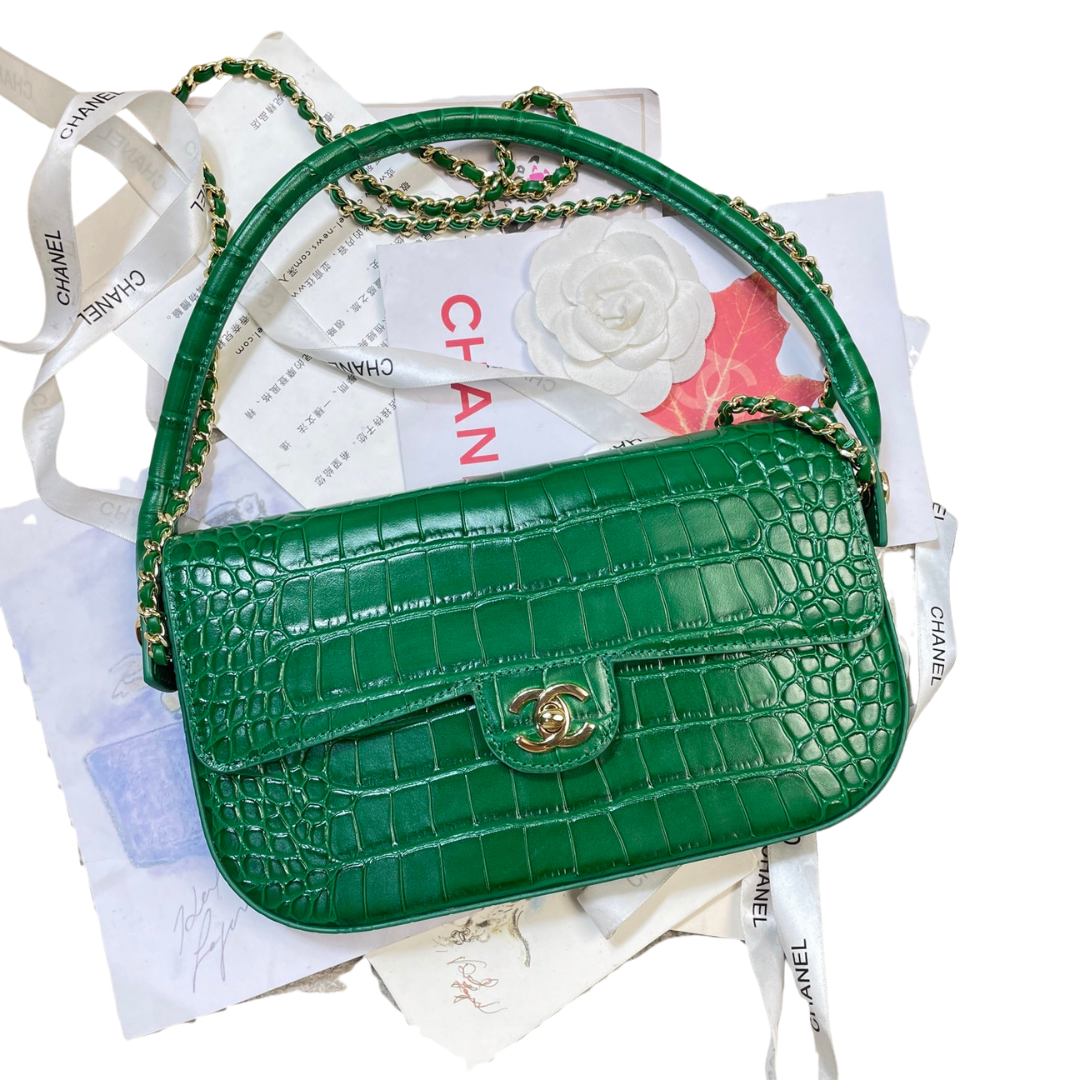 Chanel Large Clutch Crocodile Leather in Green AS6425 - Pre-Owned Authentic
