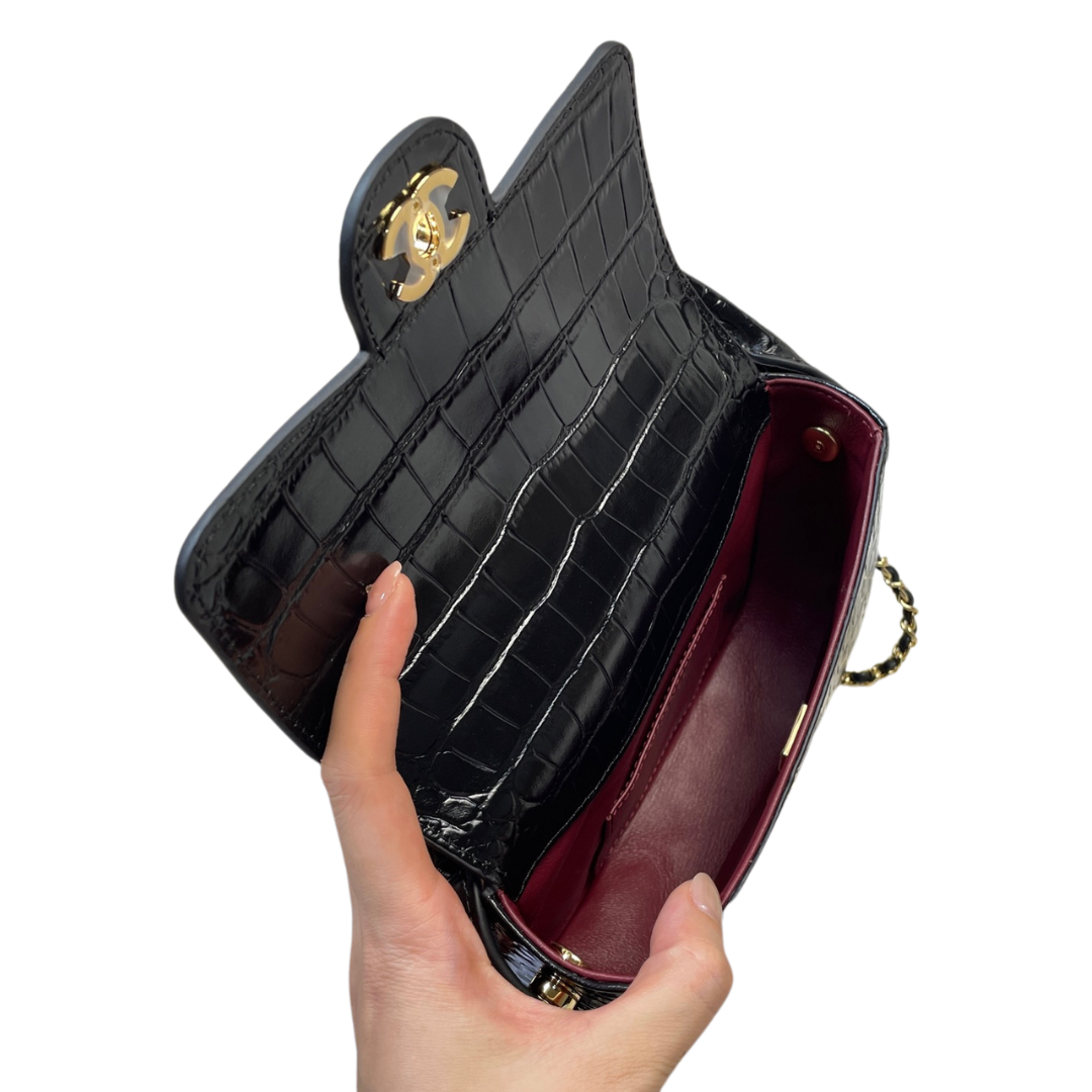 Chanel Mini Flap Bag With Top Handle Crocodile Leather in Black AS6424 - Pre-Owned Authentic