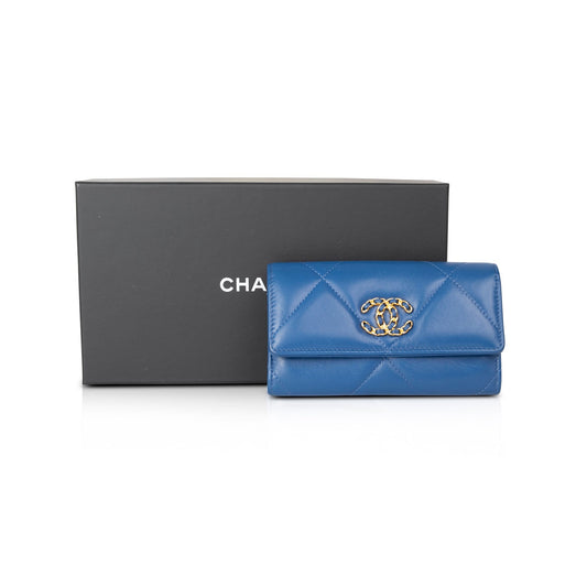 Chanel 19 Quilted Flap Wallet in Turquoise Goatskin with Aged Brass CC – Pre-Owned Authentic