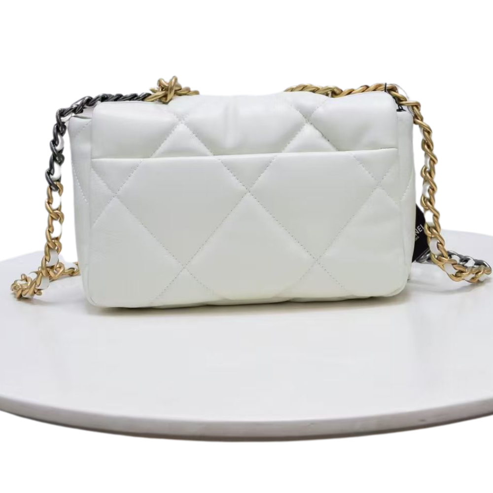 Chanel 19 Medium Handbag | Shiny Lambskin White