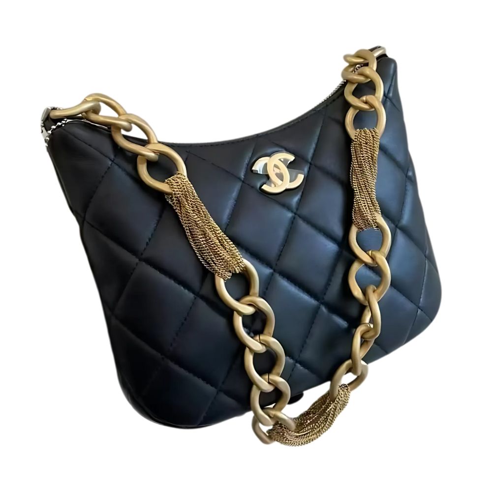 Pre-Owned Authentic Chanel 23A Lambskin Quilted CC Chain Hobo Black Bag
