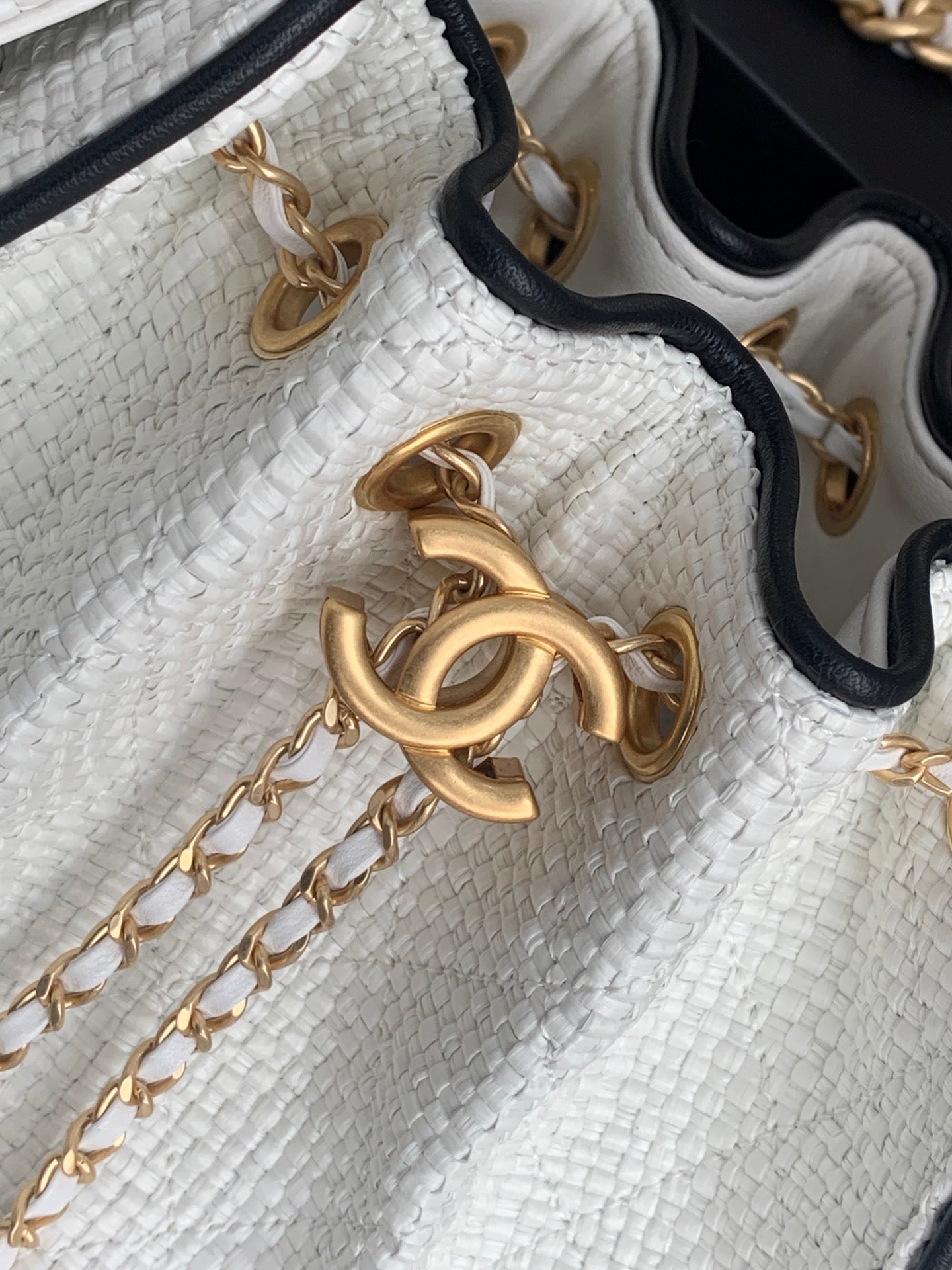 Chanel 25 Small Hobo gold-tone hardware close-up