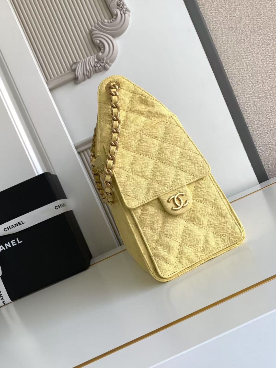 Chanel 25 Small Hobo Yellow side view