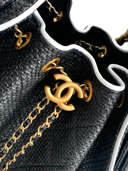 Chanel 25 Small Hobo gold-tone hardware close-up