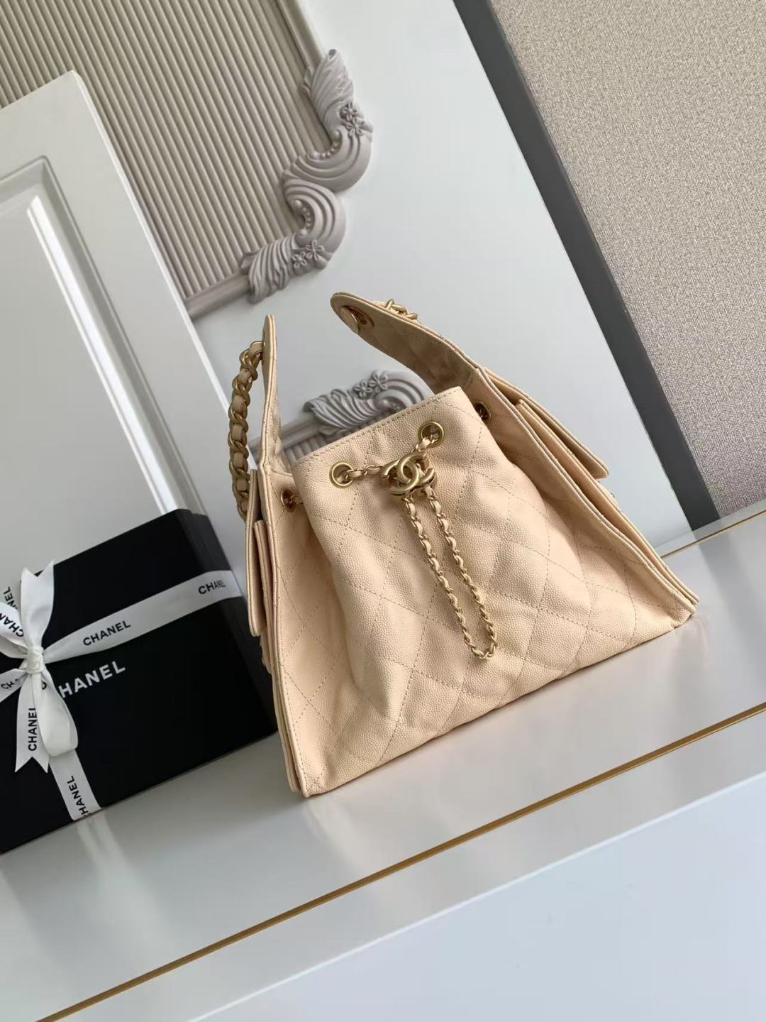 Chanel 25 Small Hobo in Ivory White Front