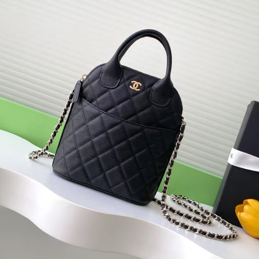 Pre-Owned Authentic Chanel 25C Small Shell Crossbody Bag