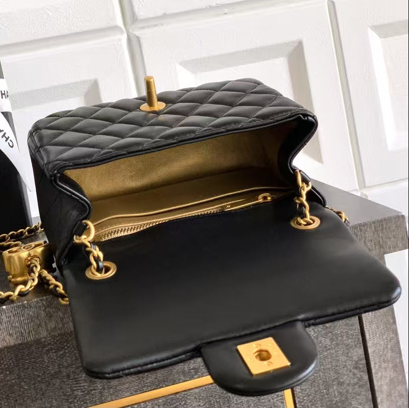 Pre-Owned Authentic Chanel Lambskin Quilted Mini Black Bag