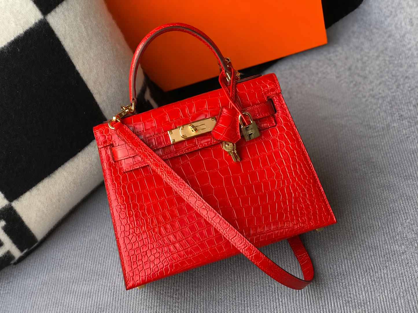 Hermes Kelly 25 in  Rouge Vif (Red) -  Real Crocodile - Pre-Owned Authentic