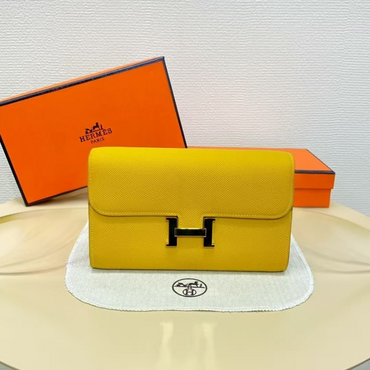 Hermès Constance Wallet To Go in Lime Evercolor – Wallet Only – Pre-Owned Authentic