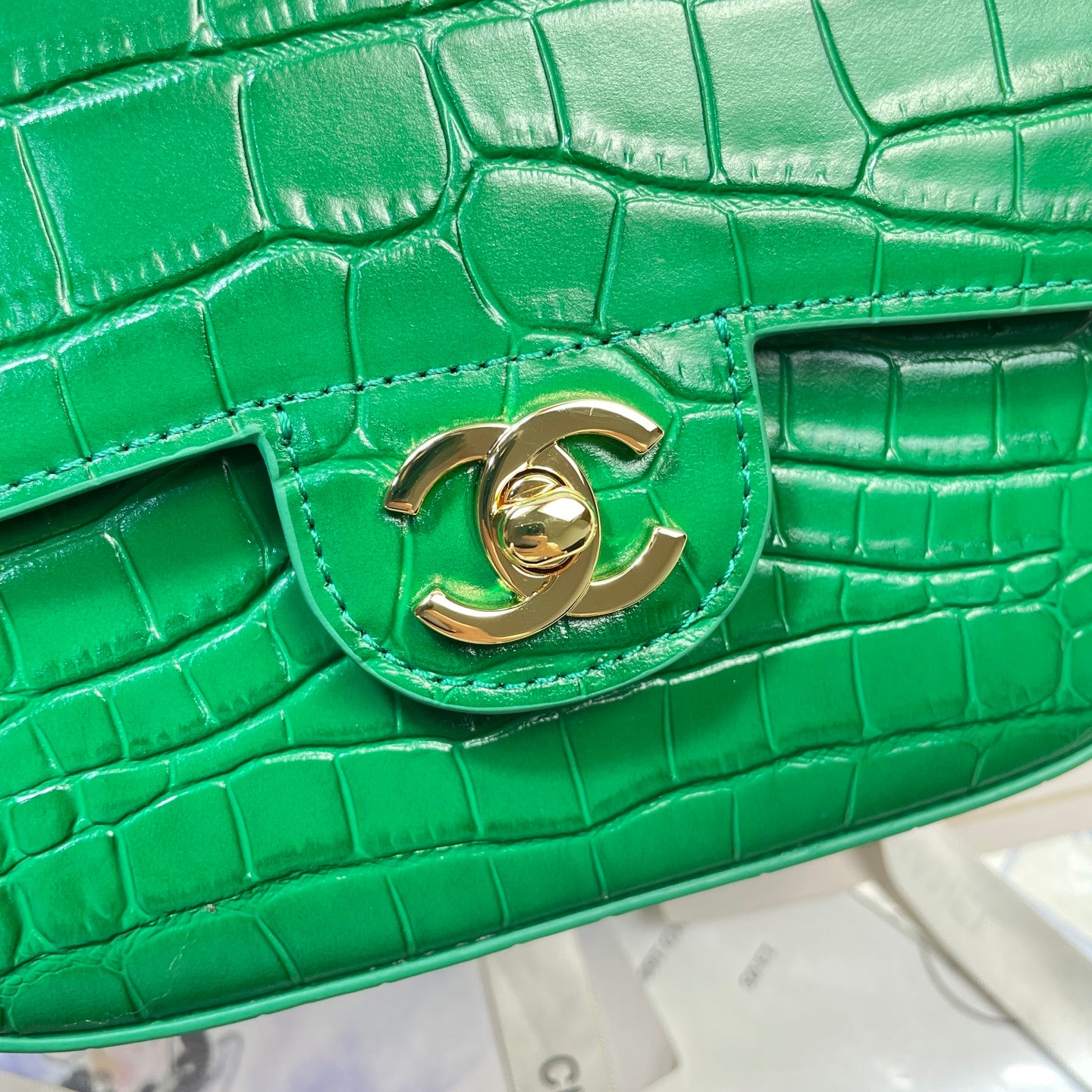Chanel Mini Flap Bag With Top Handle Crocodile Leather in Green AS6424 - Pre-Owned Authentic