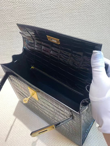Hermes Kelly 25 Embossed Cowhide Leather In Crocodile Print Black - Pre-Owned Authentic