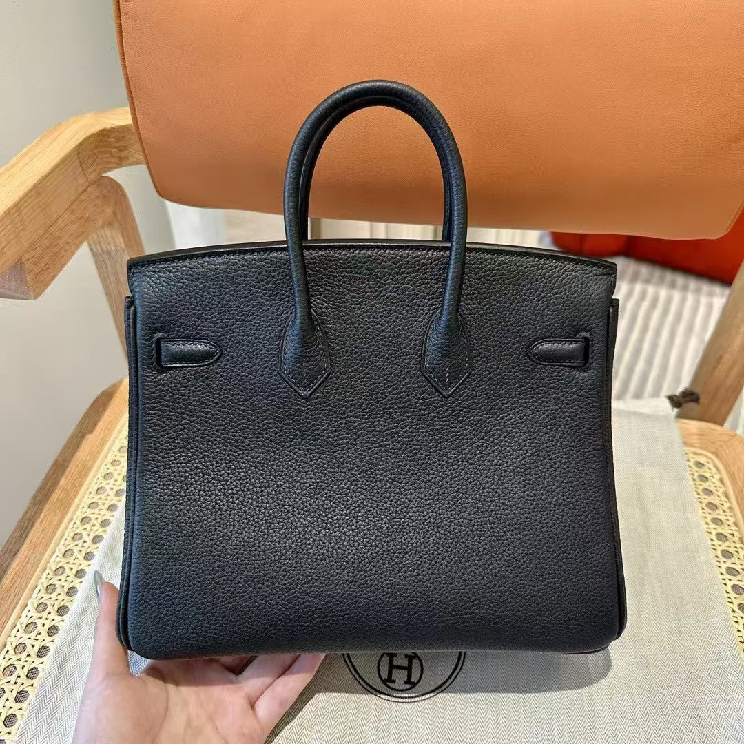 Hermes Birkin 25cm in Black - Pre-Owned Authentic