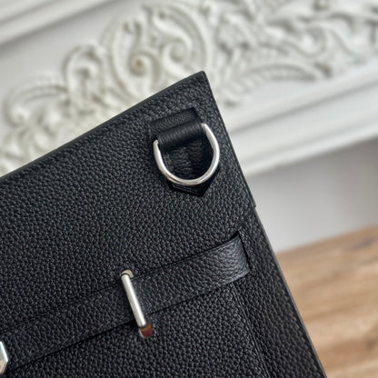Hermes Jypsier 28cm in Black - Pre-Owned Authentic