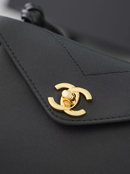 Chanel 26A Knotty Trapezoidal Envelope Bag in Black 6223 - Pre-Owned Authentic