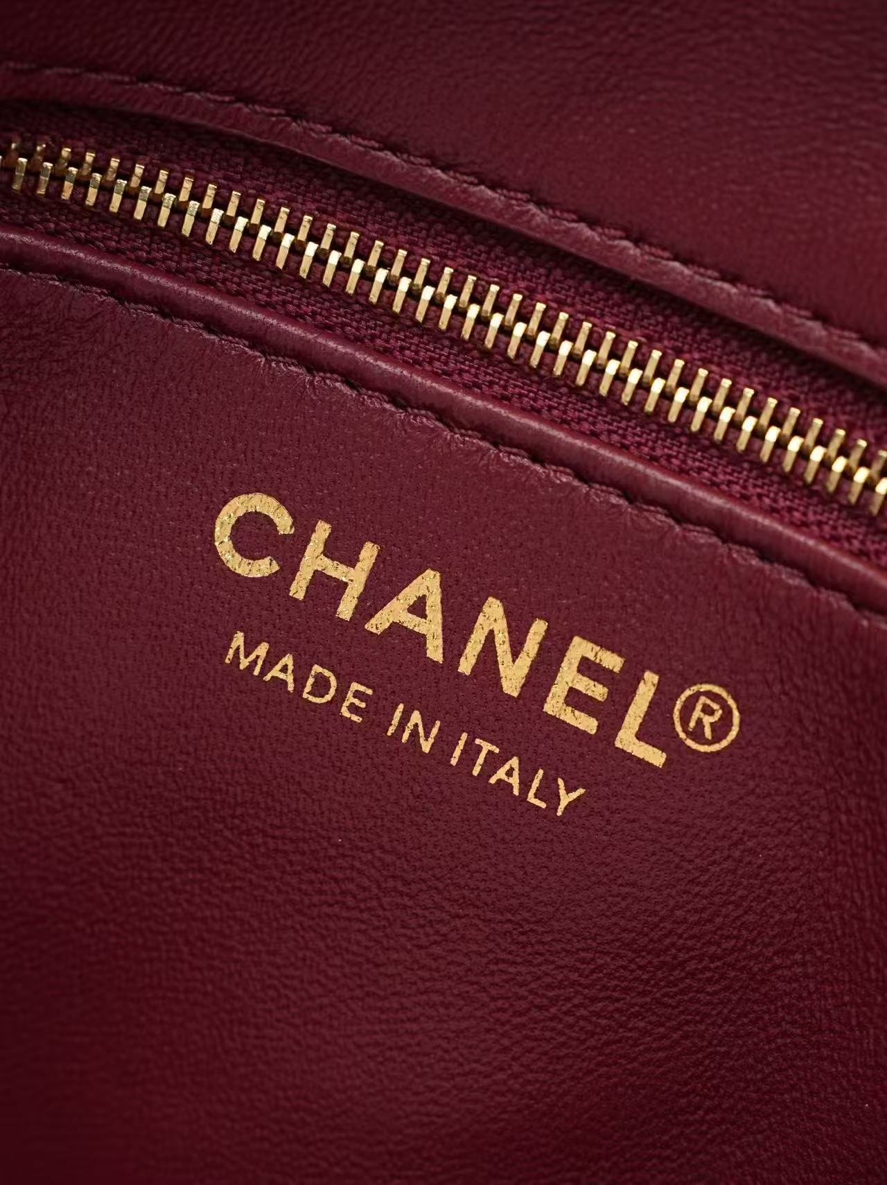 Chanel 26A Knotty Trapezoidal Envelope Bag in Burgundy 6223 - Pre-Owned Authentic
