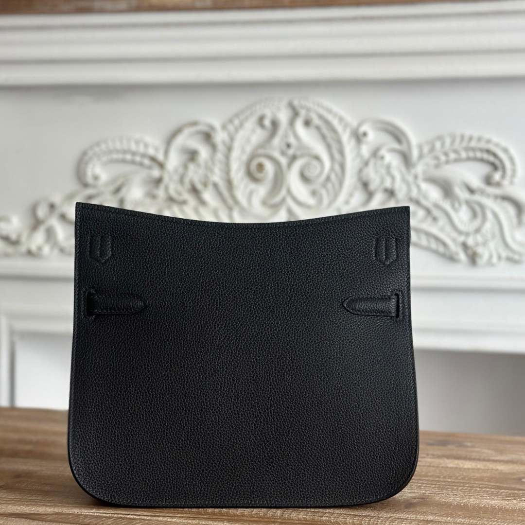 Hermes Jypsier 28cm in Black - Pre-Owned Authentic