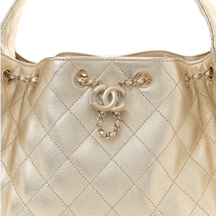 Pre-Owned Authentic Chanel Small Caviar Leather 25 Handbag  Gold