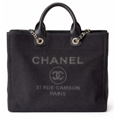 Pre-Owned Authentic Chanel Deauville Tote