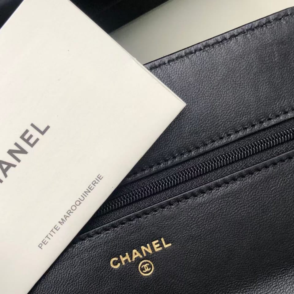 Pre-Owned Authentic Chanel 19 Wallet on Chain (WOC)  Black Lambskin Quilted