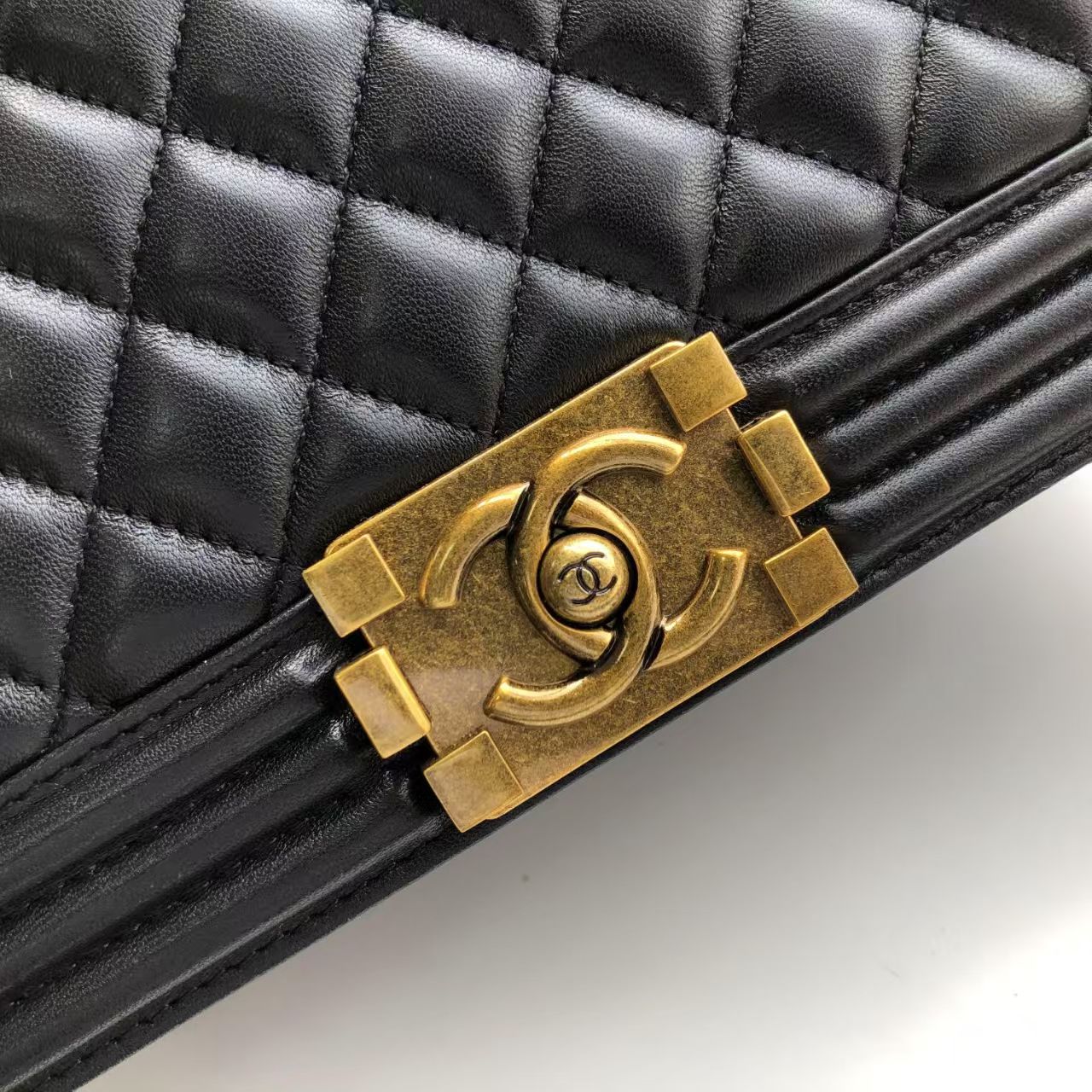 Pre-Owned Authentic Chanel Medium Lambskin Le Boy Bag